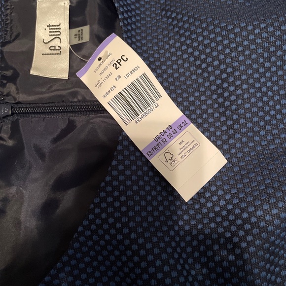 Le Suit 2 Piece Skirt Suit (Size 18) ❇️NWT❇️ - Picture 4 of 7